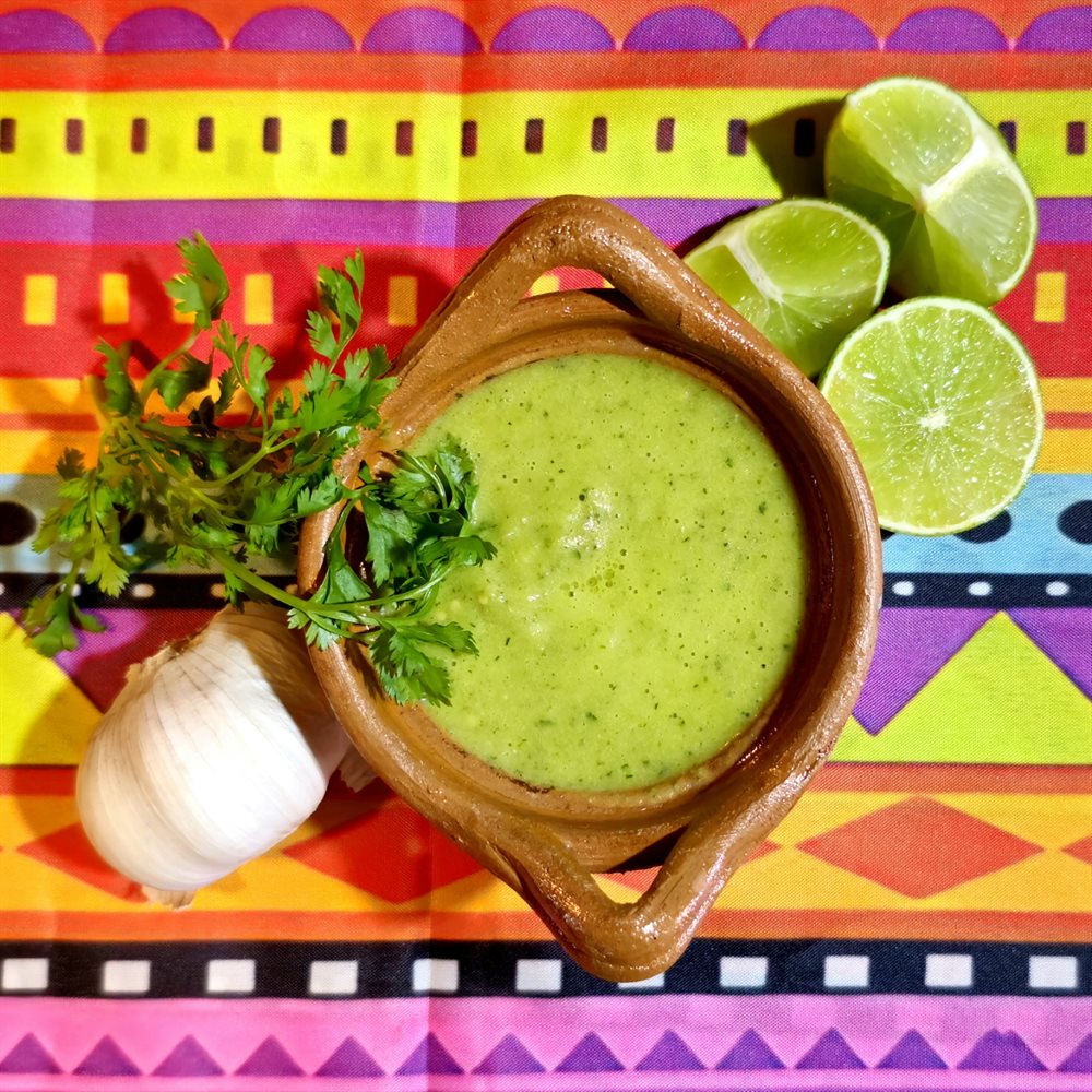 La Falsa - Salsa Verde Cremosa disque guacamole